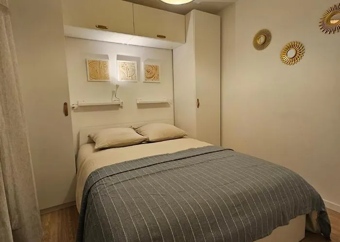 Agusta Sweethome نيس