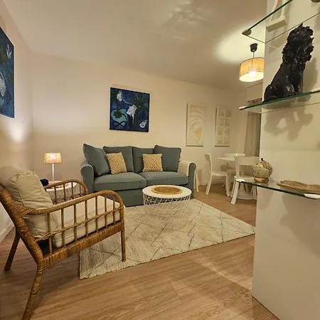 Lägenhet Agusta Sweethome *